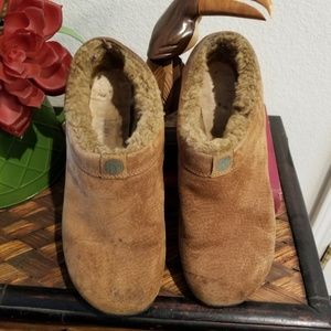 Merrel womens rugged slippers